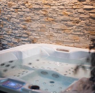 Entraigues-sur-la-Sorgue Apartment | La Remise en Forme