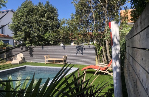 La Rochelle Villa | La Rochelle house, swimming pool, quiet residential area near downtown