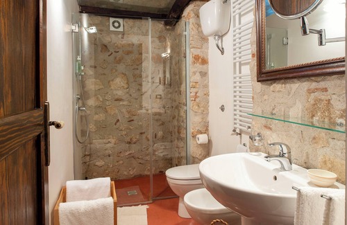 Teggiano Other | La Romantica Castello Macchiaroli, the magic of a medieval castle
