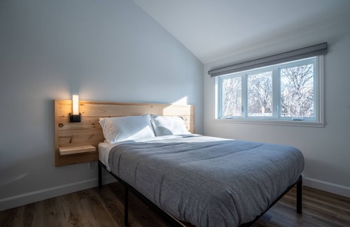 Beaupre House | La Rossignol 1907 - Cottage for 6 people at 2 minutes from Mont-Sainte-Anne