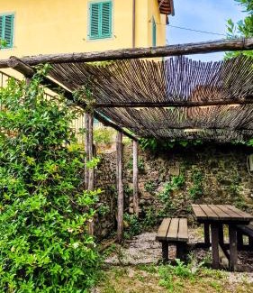 Pistoia Apartment | "La Salvia" - Villa Pacinotti