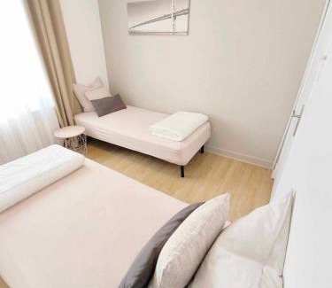 Charleville-Mezieres Apartment | La suite Carolo