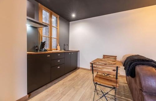 Clermont-Ferrand Apartment | La suite cosy