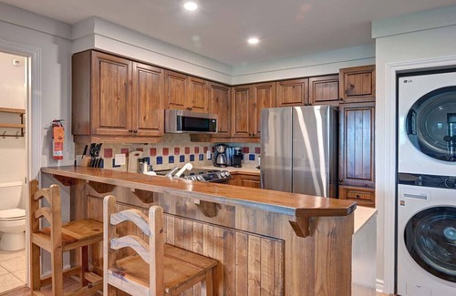 Mont-Tremblant Condo | La Suite du Capitaine at Algonquin