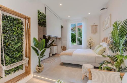 Riou - Petit Juas - Av de Grasse Apartment | La Suite Jardin Secret