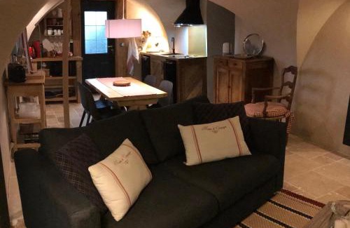 Le Noyer Apartment | La Suite Lou
