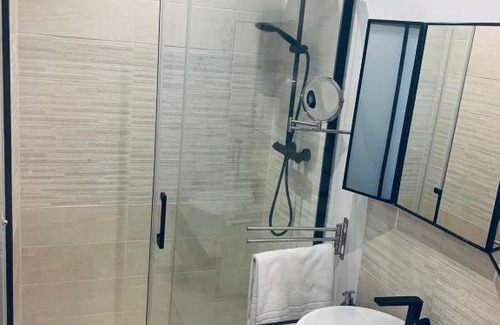 Gares Apartment | ** La Suite Occitane ** 43m2 rénové, Gare St Roch