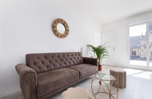 Saint-Denis Apartment | La Terrasse de l'Eglise, Paris Center & Eurostar 15 mn, Brand new duplex with terrasse, balcony, 2 bathrooms, parking,