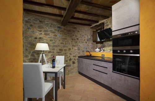 Sant'Angelo In Colle Apartment | La Togata Hotellerie