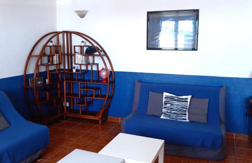 Giens Apartment | La Tour Fondue Appartement vue mer Grand T2 face a Porquerolles Drap serviette non fournis
