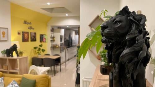 Croix House | La Tropicale de Croix - Chambre d'Hôtes