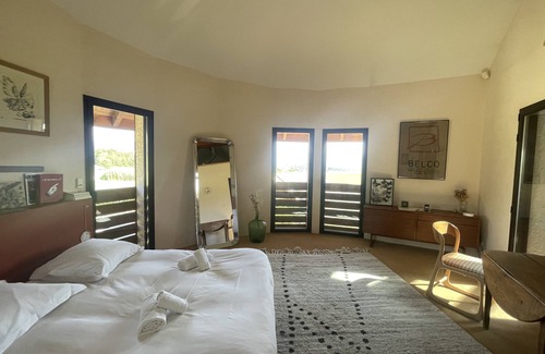 Pringy House | La Tuilière, former 19th century Tuilerie, 8pers. with swimming pool