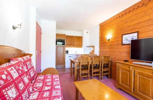 Valfrejus Apartment | La Turra 414 - Appt skis au pied 6 pers
