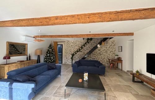 Carcassonne House | La Vade
