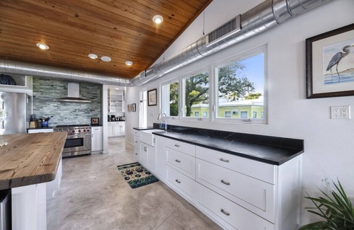 Rockport Villa | La Ventana de Esperanza - Lux Bayfront Villa