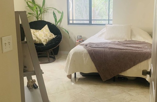 Palm Beach Gardens Condo | La Vie En Rose