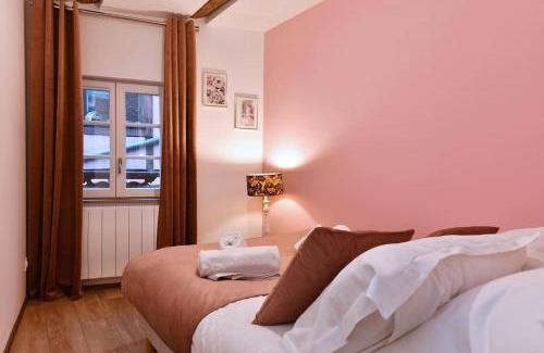 Colmar Centre Ville Apartment | La vie en rose - 6P-3BR