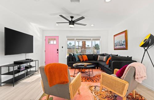 Desert Park Estates House | La Vie en Rose Permit# 3901