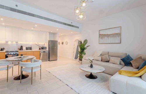 Dubai Marina Apartment | La Vie Jumeirah Beach Residences, Lux On The Beach