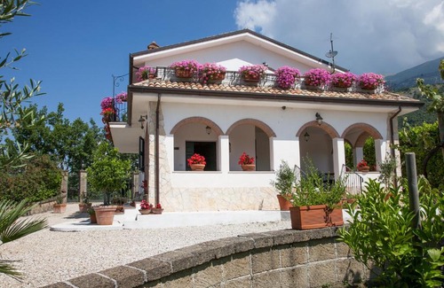 Pescosolido Villa | La Vigna della Corte