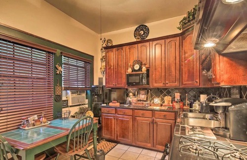 Tobin Hill Villa | La Villa By The Rivewalk Gardens & Pavilions
