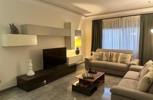 Zona XXXIII Acilia Sud Villa | La Villa del Cedro