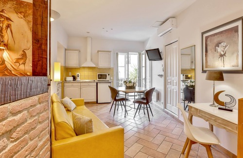 Sarlat-la-Caneda Historic Center Bed & Breakfast | La Villa des Consuls