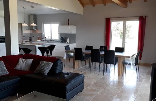 Belmont-Bretenoux House | La Villa des Tours - BELMONT BRETENOUX
