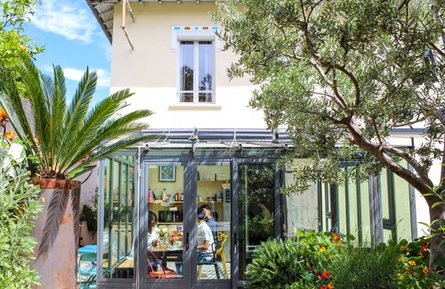 Riou - Petit Juas - Av de Grasse House | La Villa du Roc Fleuri, private home