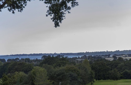 La Foret-Fouesnant House | "LA VILLA GOLF ET MER VUE MER 6 pers La Forêt-Fouesnant