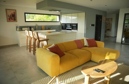 Drumettaz-Clarafond House | La Villa Misury - Piscine - 4 chambres