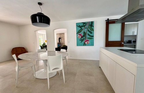 Baillargues Villa | La Villa verdoyante - Between garrigues & beaches