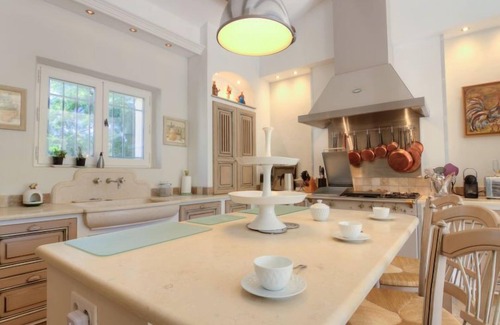 St.-Remy-de-Provence House | La Villebague by Interhome