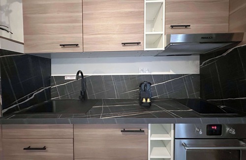 Amerique Apartment | La Villette - Studio with terrrace