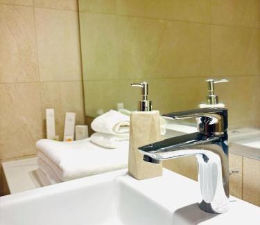 Nad Al Sheba Apartment | La Vista Holiday Home