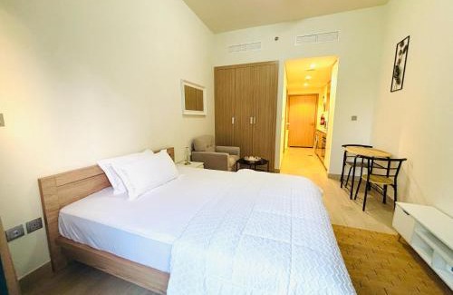 Nad Al Sheba Apartment | La Vista Holiday Home