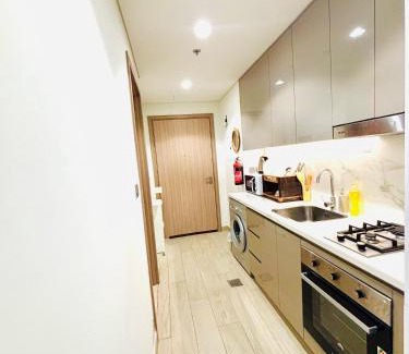 Nad Al Sheba Apartment | La Vista Holiday Home