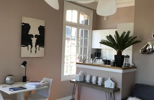 Deauville City Centre Apartment | " La Vue " - Studio en Bord de Mer