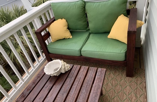 Tybee Island House | Labor Day Special! Salt Water Pool! 4Bd-3Ba, Elevator, 5 Decks, Ocean views