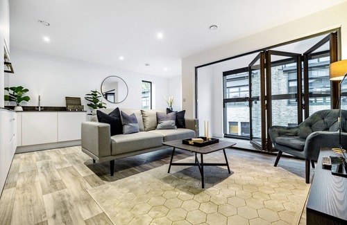 Cambridge Apartment | Lacon House 2-bedroom apartment