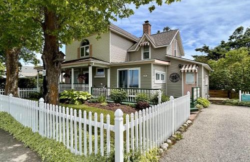 St Ignace House | Lady Mary Angeline