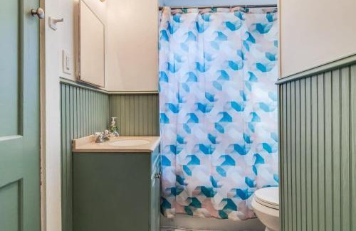 Freetown - Port Rico House | Lafayette Private Room-shared Kitchen free and Parking