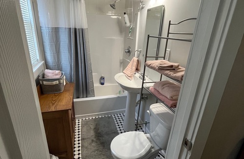St. Joseph Apartment | Lafayette With a View - 2 bedrooms 1 bath