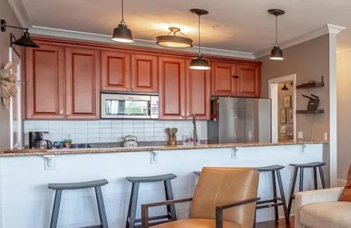 Carrabelle Apartment | Lagniappe - a little something extra on the Gulf