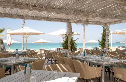 Al Sufouh 1 Apartment | Lagoon Deluxe Room Near Wild Wadi Water Park