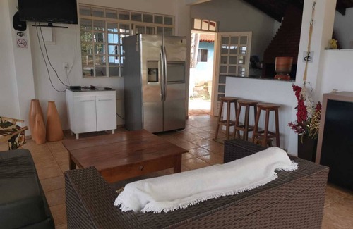 Planaltina House | 🏡 Lagoon Refuge: Leisure and Comfort for Large Groups and your family!