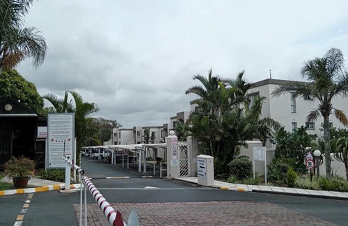 Uvongo Apartment | Laguna La Crete 238