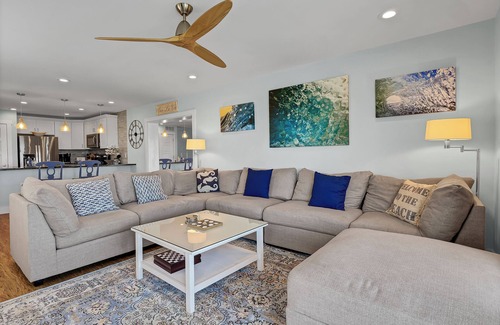 Wrightsville Beach House | Laing - Large Oceanfront beach house with 2 kitchens and living rooms