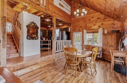 Northern Bruce Peninsula Cottage | Lake access with forested property - Peaceful, clean & bright. Dog friendly.