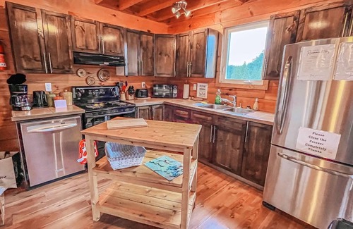 Northern Bruce Peninsula Cottage | Lake access with forested property - Peaceful, clean & bright. Dog friendly.